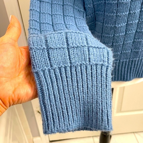 American Eagle Waffle Knit Crew Neck Sweater Blue Sz Lg - Picture 5 of 13